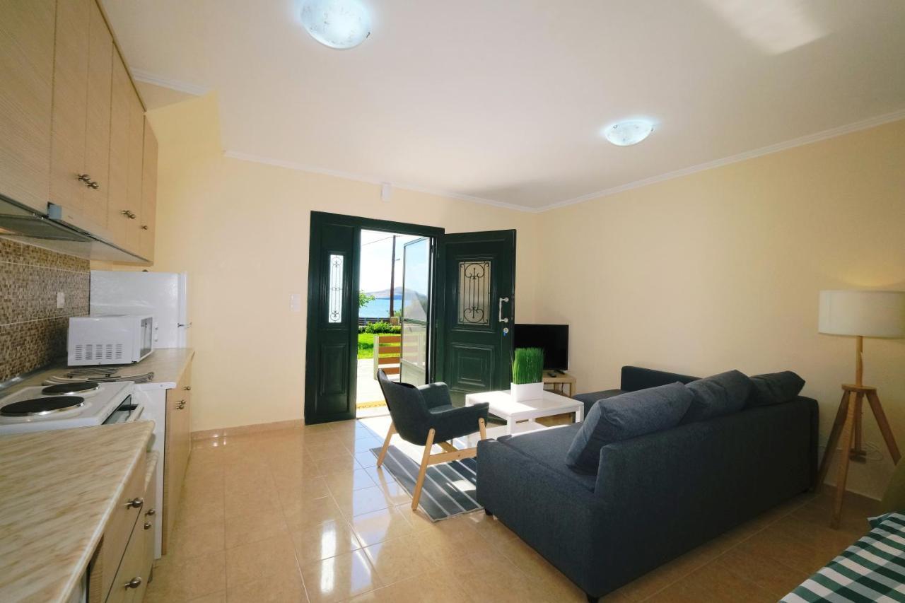 Captains View Apartments Plati  Bagian luar foto