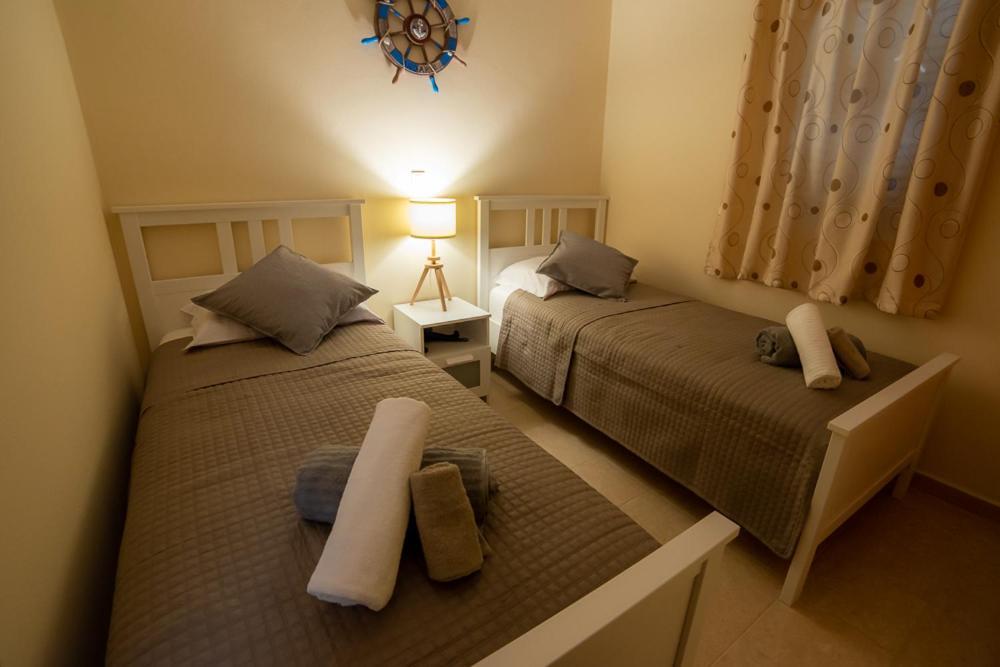 Captains View Apartments Plati  Bagian luar foto